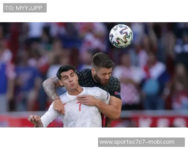 莫拉塔主动犯规染黄示意换人两次错失良机引发争议