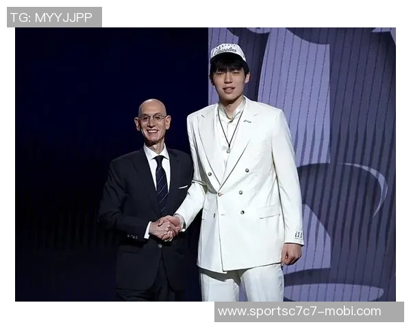 媒体人分析杨瀚森生涯开局受限于开拓者整体节奏不协调问题 媒体人分析杨瀚森生涯开局受限于开拓者整体节奏不协调问题